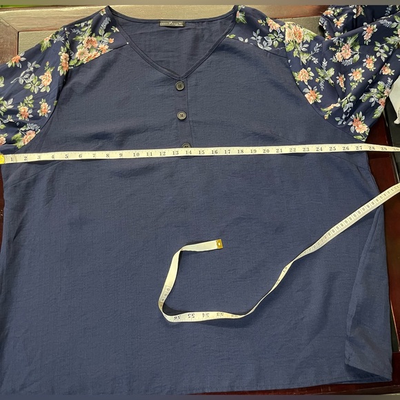 Emery Rose blouse size 5X - Picture 7 of 8